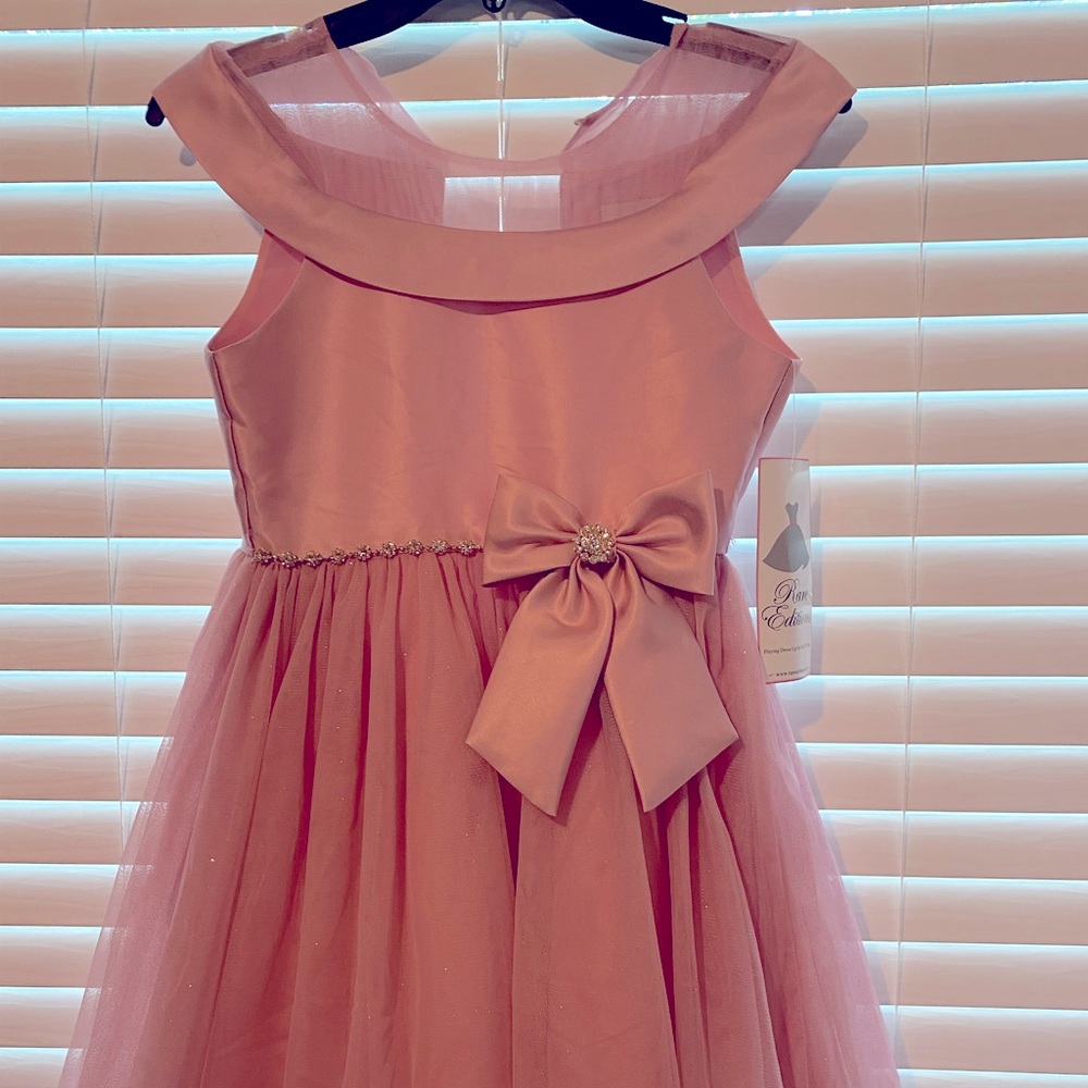 Beautiful dress never worn